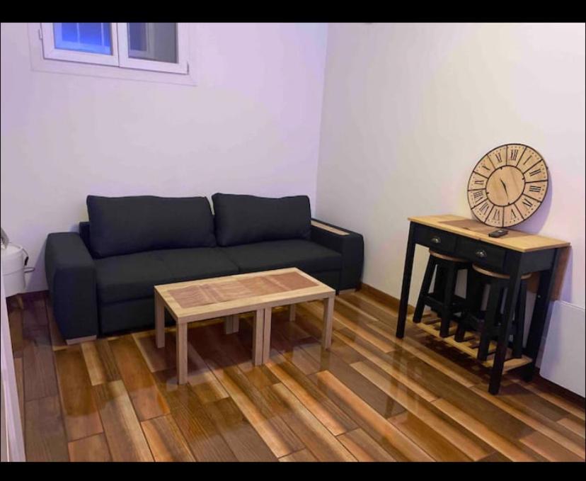 Studio Meuble Tout Equipe!! Boujan-sur-Libron 外观 照片
