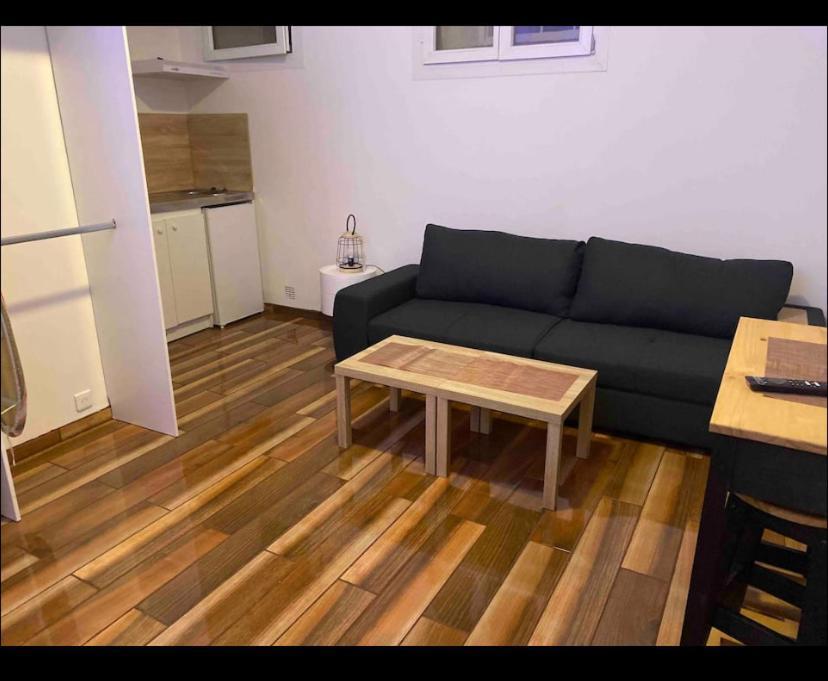 Studio Meuble Tout Equipe!! Boujan-sur-Libron 外观 照片